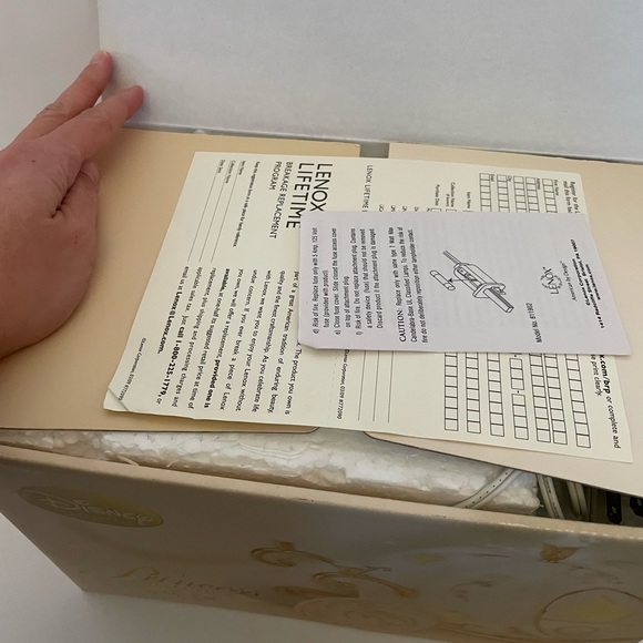 Lenox Cinderella's Lighted Coach Disney Princess Sculpted Pumpkin Gold Trim New - Picture 10 of 10